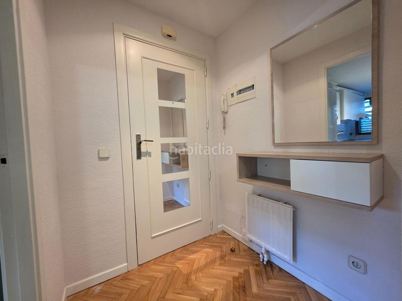 Foto f965ab43-3c8b-49c0-8d32-485af178adde. Rent flat with heating parking pool in Prosperidad Madrid