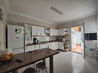 Pis a Lepe. Magnífico piso de 4 dormitorios, patio y azotea en lepe