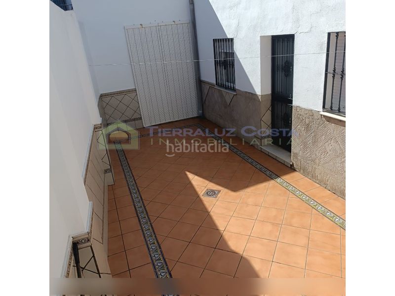 Foto 68279425-4141-46a4-a3bb-ea03d8430c72. Casa a Lepe