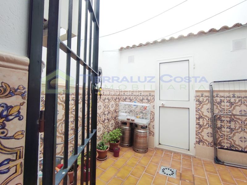 Foto 4f066382-c19c-449d-9597-adc66ecd7ea8. Casa a Lepe
