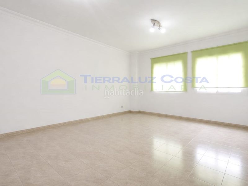 Foto cabd05e9-736d-4b7f-9975-31ed3b06e593. Casa a Lepe