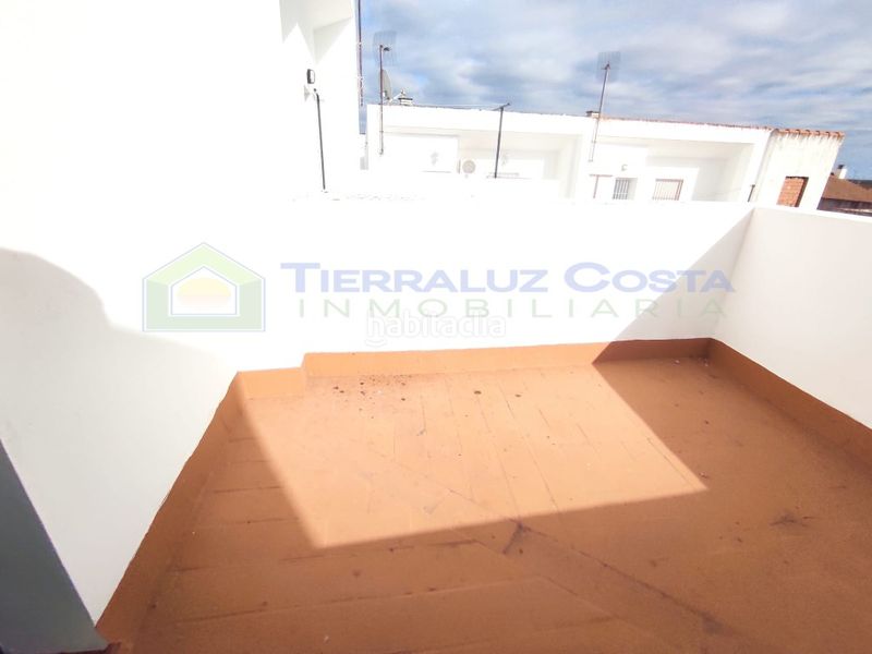 Foto fe12f7f2-ceec-45e4-a1ca-71139147b6de. Casa a Lepe