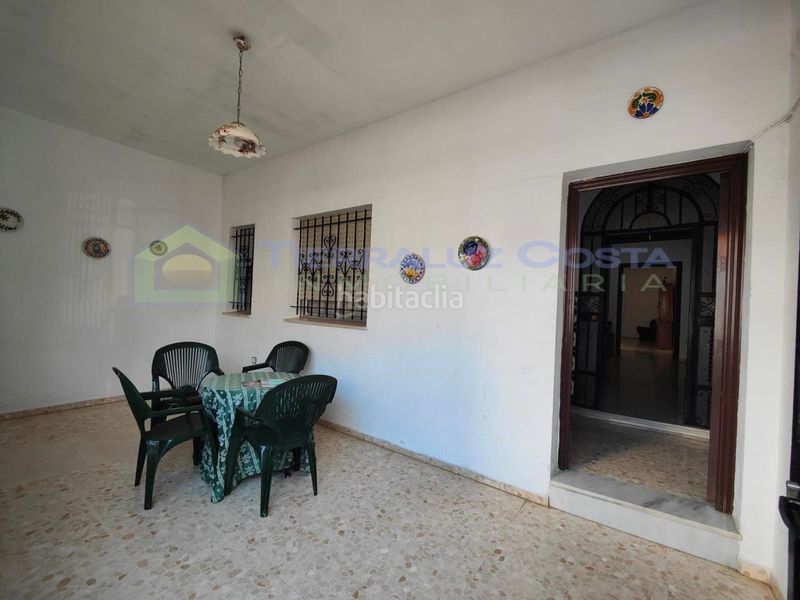 Foto d6ba4885-b52b-4734-a33d-01b632b19184. Casa amb aparcament a Lepe