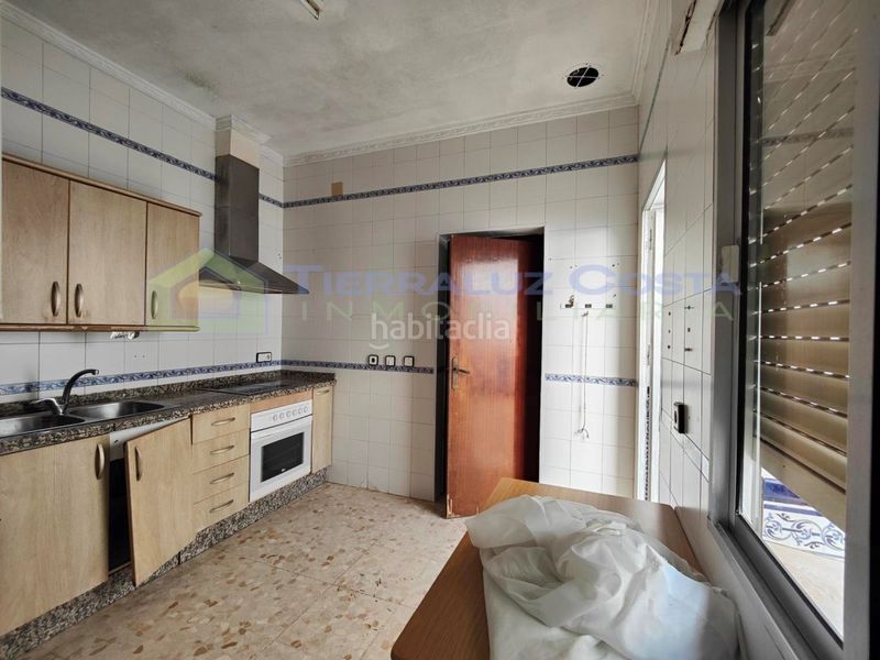 Foto e229d2d4-0127-4da2-95d8-ed8e826828cc. Casa amb aparcament a Lepe