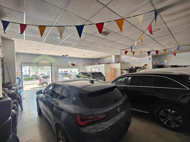 Foto 0ccbfeee-91ae-4c3c-8d14-ba1f3d9a4d61. Local comercial a Isla Cristina