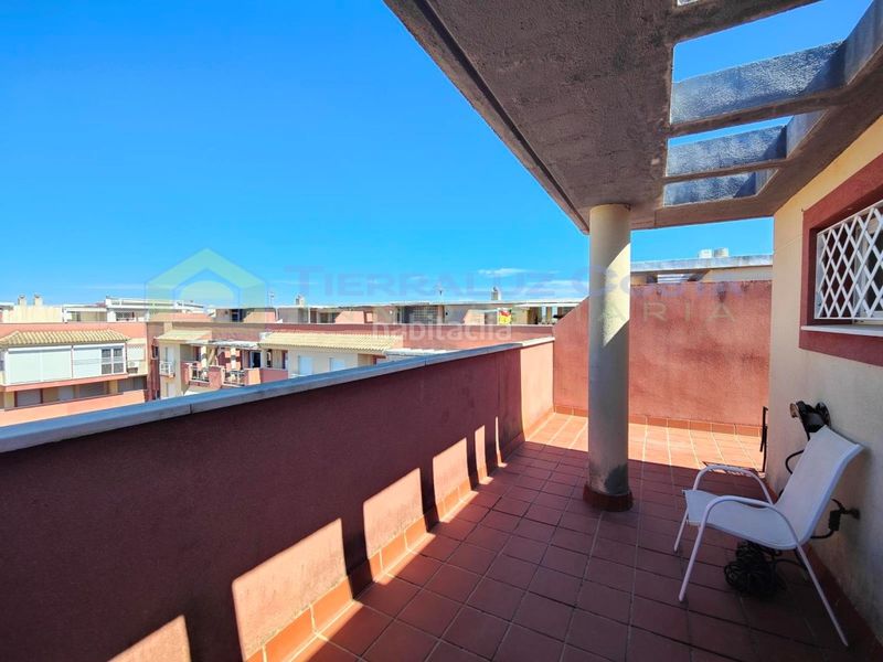 Foto 398d5495-4099-479b-a1d7-27586dcbfc73. Dúplex amb aparcament piscina a Isla Cristina