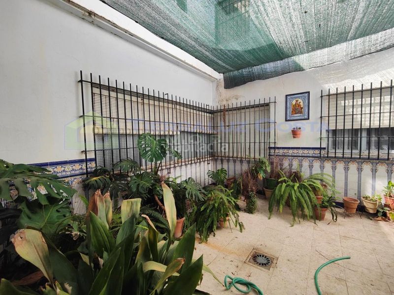 Foto 3b2e2abd-4617-49fb-9c44-84e43cff9cdb. Casa a Lepe