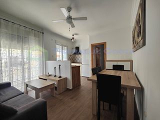 Appartement à Lepe. Práctico apartamento en venta . un dormitorio, salón, cocina y b