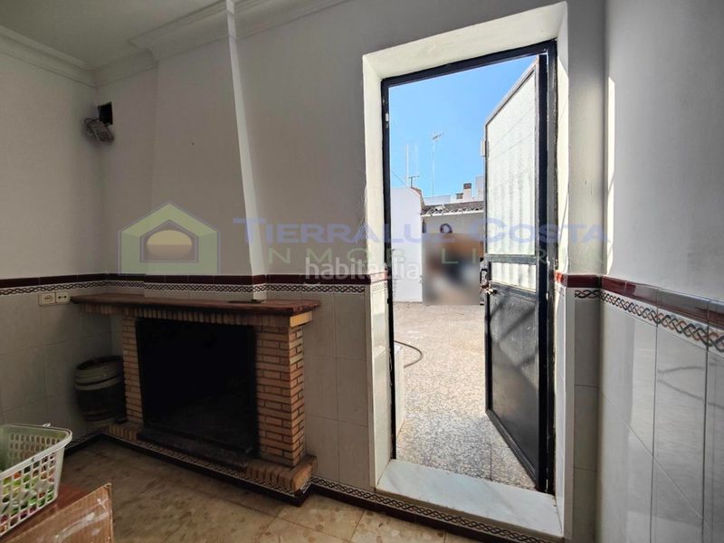 Foto 19dab4e4-7103-43b4-99a2-723815649390. Maison dans Lepe