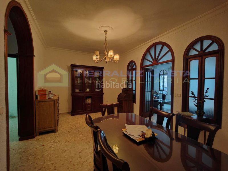 Foto 5a3fa32a-a6e5-4bfb-8bbf-022d3fc0b4a9. Maison dans Lepe