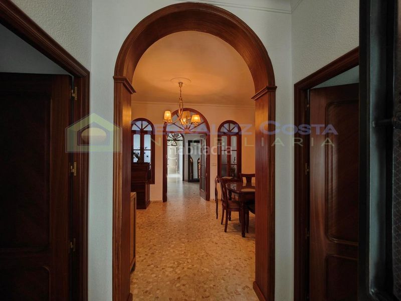 Foto 78082628-058b-44d0-a9d4-8747983a96c1. Maison dans Lepe