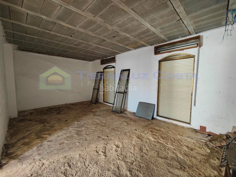 Foto 855098e4-70f4-44b9-a48f-05dd97d669bf. Maison dans Lepe