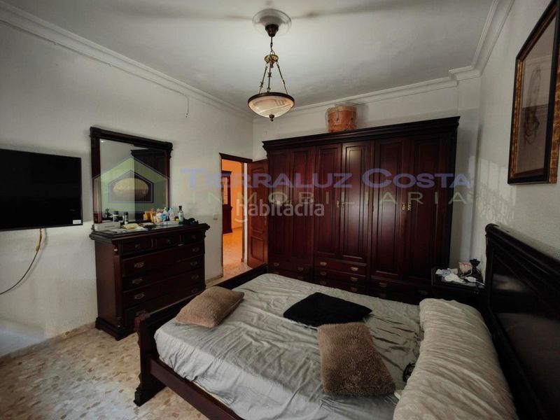Foto 8979e9ff-c169-4478-a6f8-e8c5718588c3. Maison dans Lepe
