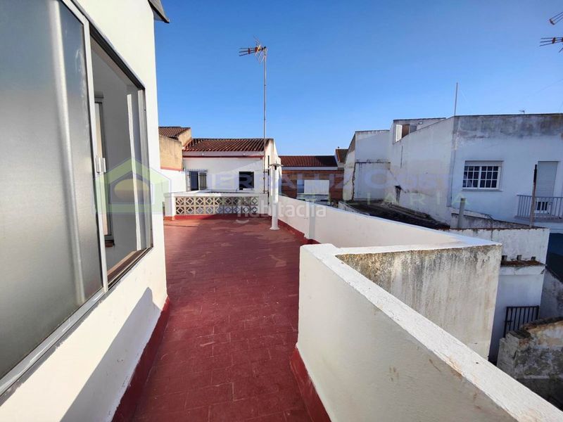 Foto dfa3c6f9-c5d3-4680-a141-0669118d1d0c. Maison dans Lepe