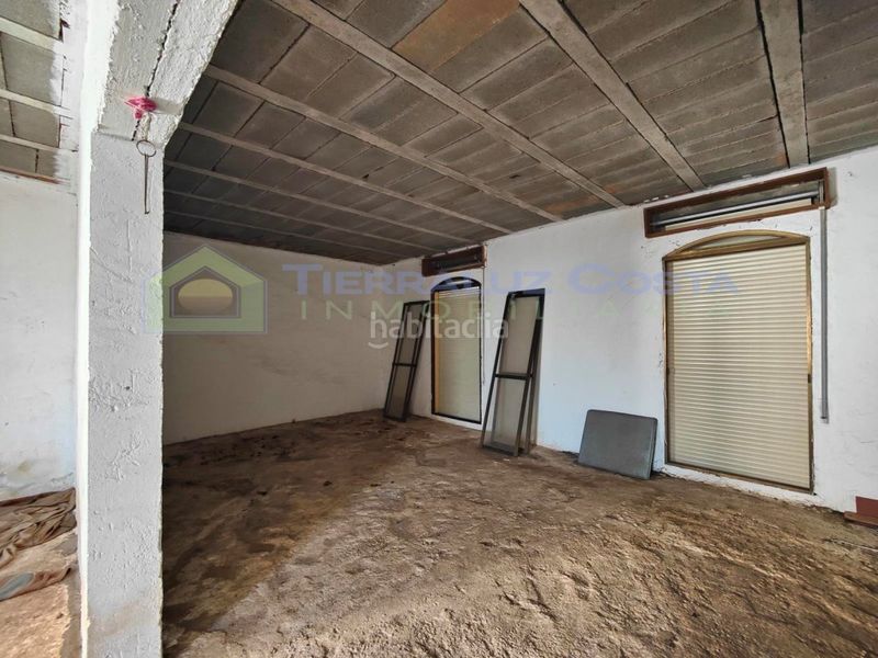 Foto e698fbbe-6f35-4cbc-9dcb-d3553d997b55. Maison dans Lepe