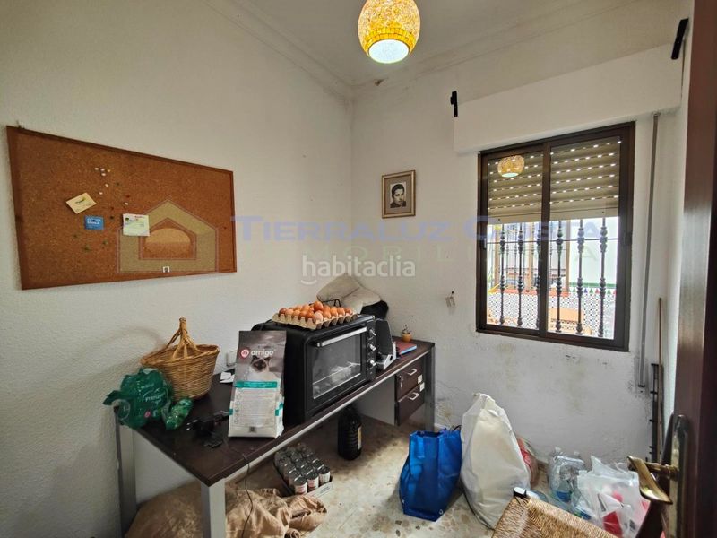Foto f8e3f1ee-ef6e-4da4-b874-0e69e16537f8. Maison dans Lepe