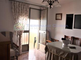 Casa en Lepe. Venta de casa planta baja de 4 habitaciones y amplio patio.