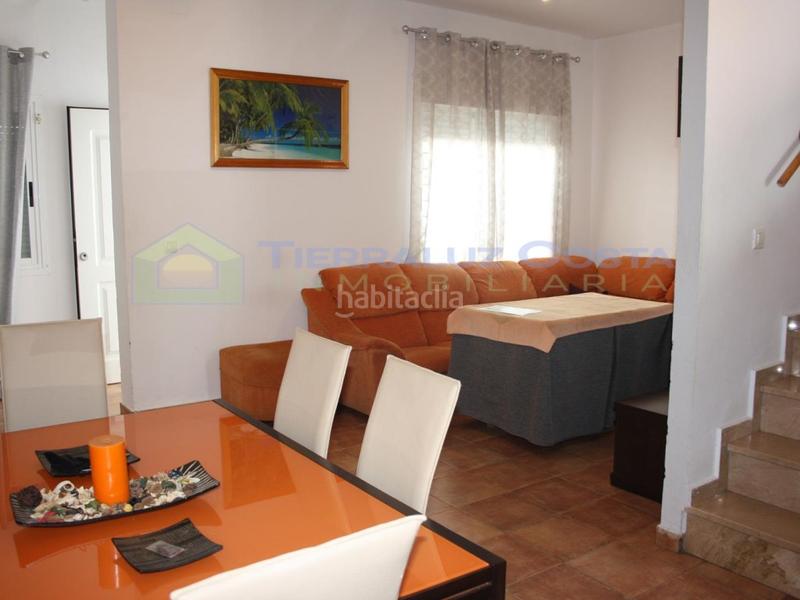 Foto 2c556102-7c8a-489b-87f5-25c6d708298b. Casa adosada estupenda vivienda adosada de 4 dormitorios . zona la gaga en Lepe