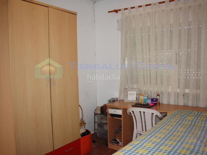 Foto 346d5008-99d9-4148-8f94-c23f6cd2da01. Casa adosada estupenda vivienda adosada de 4 dormitorios . zona la gaga en Lepe