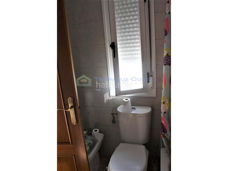 Foto 5732fa27-50e7-4385-a673-49c322f0f957. Casa adosada estupenda vivienda adosada de 4 dormitorios . zona la gaga en Lepe