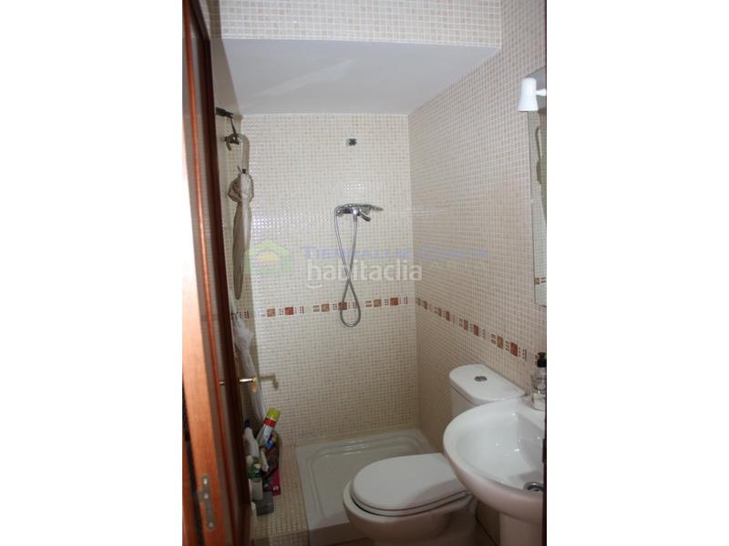 Foto 6e0af6e5-1865-41fd-8dd7-d72db5c4989d. Casa adosada estupenda vivienda adosada de 4 dormitorios . zona la gaga en Lepe