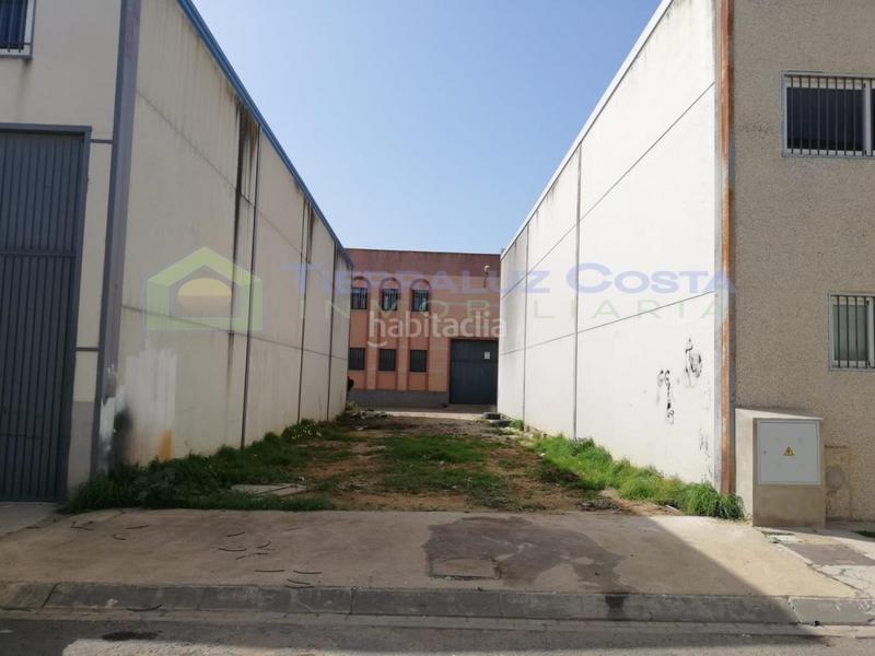 Foto e6fb580c-fcd2-49bc-88ef-6ab8d0be8fcb. Area edificabile industriale in Lepe
