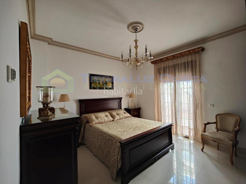 Foto 24fce853-55a5-486d-8997-759c3a08aeef. Casa amb aparcament a Lepe