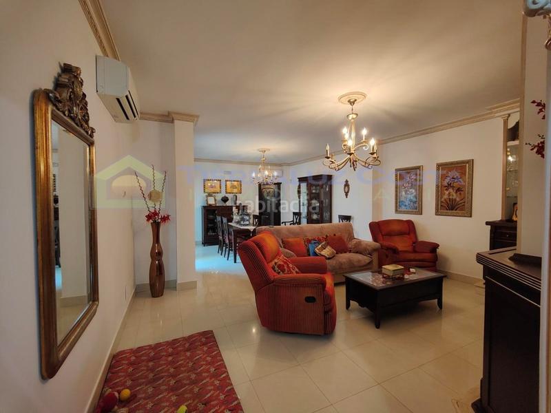 Foto 44b338cd-9582-49aa-b846-670c682a3af4. Casa amb aparcament a Lepe