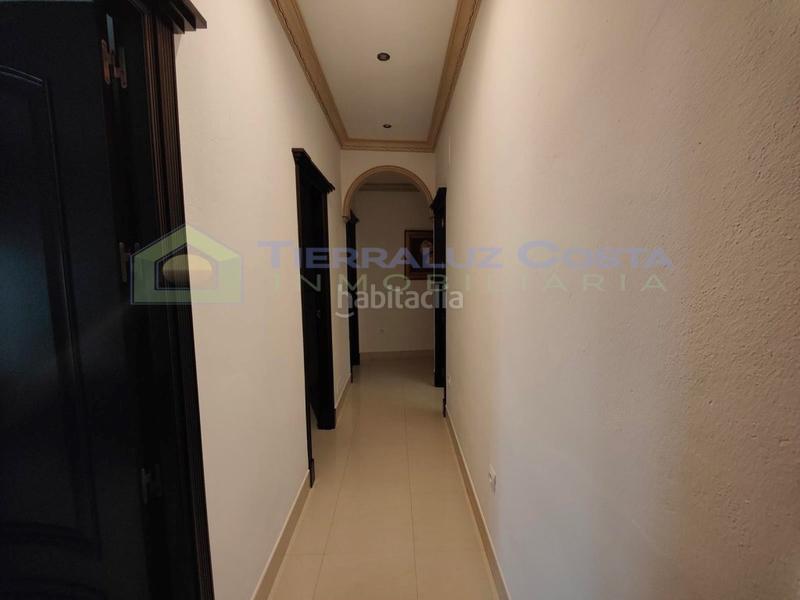 Foto 54e34a10-8bc4-499d-939c-2006002aa586. Casa amb aparcament a Lepe