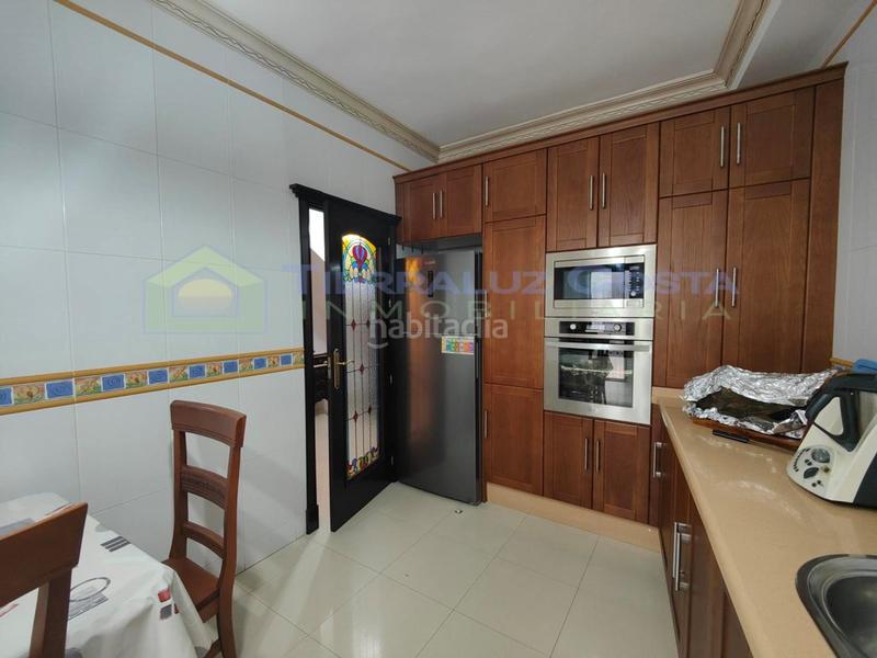 Foto c62474b9-f832-4b98-bec6-f9a0e01349f6. Casa amb aparcament a Lepe