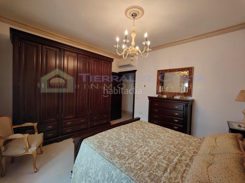 Foto e5b841ab-4341-4021-859f-1858ff7c3bcb. Casa amb aparcament a Lepe