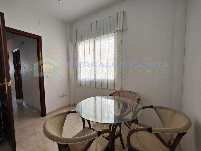 Foto 24d0d037-e9ed-4856-a0d9-f7222eeb2e4c. Casa a schiera con parcheggio in Lepe