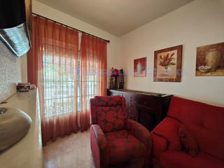 Casa adossada a Lepe. Fabuloso adosado de 4 dormitorios con patio, terraza, solarium y