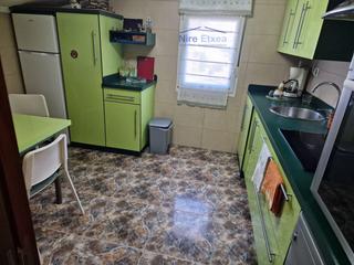 Pis a Ortuella. Piso en venta en avda. estación, 2 dormitorios.