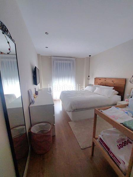 Foto c71d2046-d544-45a8-bdb5-50777d2b2f6d. Piso  en venta , 3 dormitorios. en Ortuella