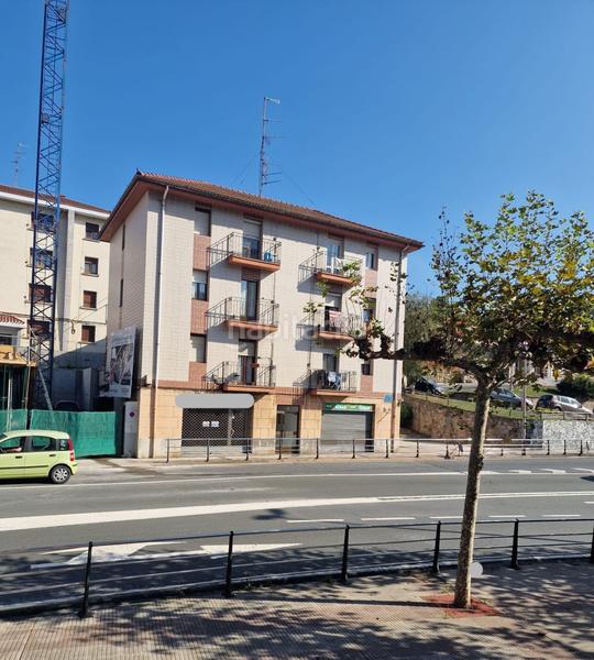 Foto 1a03e544-32cf-4786-8377-1411e353eb14. Lloguer local comercial a Ortuella