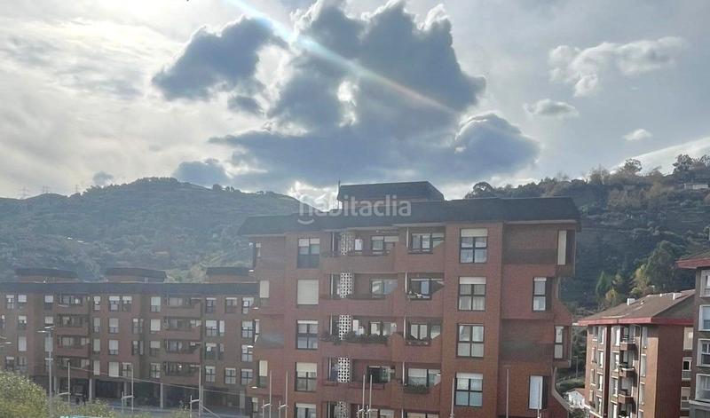 Foto df326e0f-ff01-4600-9cba-5bdd4588c826. Flat with heating in Ortuella