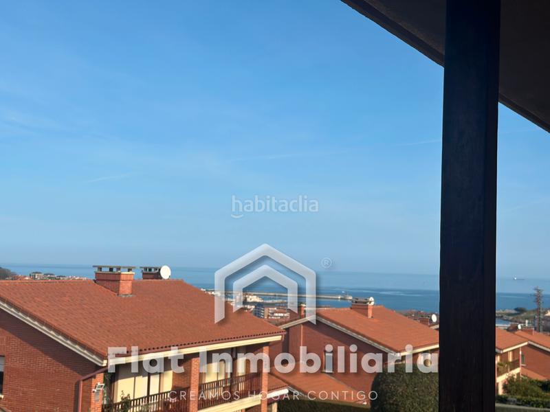 Foto 347435a3-afa6-47d8-ab11-4145abdc14a4. Chalet challet en Brazomar en Brazomar Castro - Urdiales