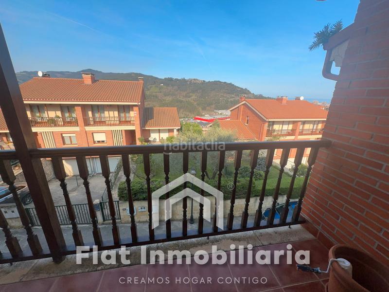 Foto e8927e54-92a8-42bf-af7d-18e968542fde. Chalet challet en Brazomar en Brazomar Castro - Urdiales