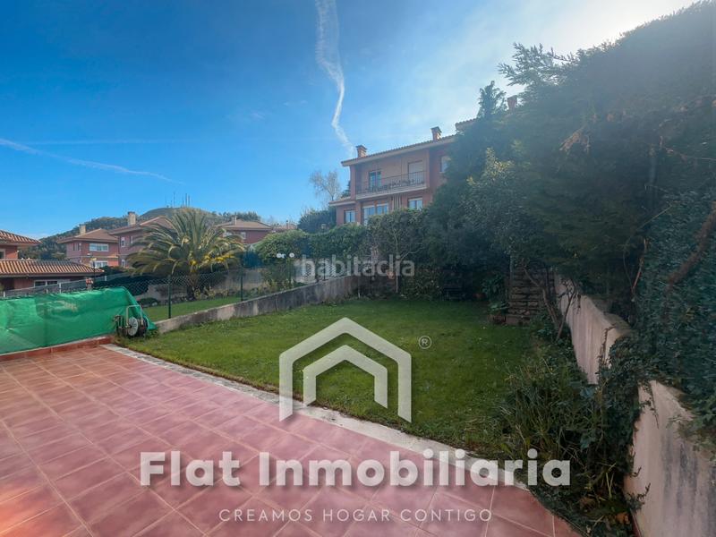 Foto eac6760f-1432-42c3-9d4f-45548fbf6533. Chalet challet en Brazomar en Brazomar Castro - Urdiales