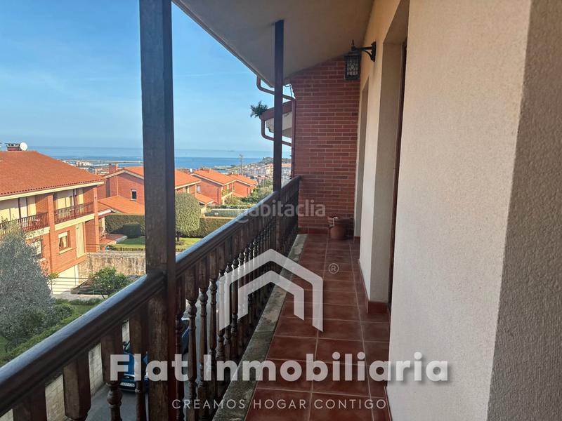 Foto f38abe06-5fd7-4a67-a3b3-b14a9c623371. Chalet challet en Brazomar en Brazomar Castro - Urdiales