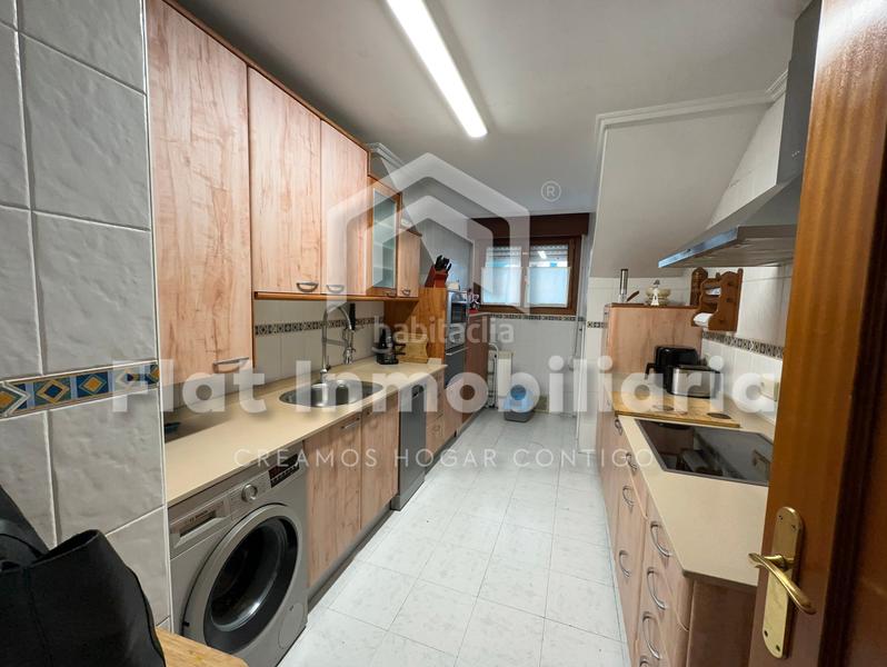 Foto 812beca9-e35e-458a-b7a7-1b2c8e969a84. Ático en calle santa ana 5 en Playa Ostende Castro - Urdiales