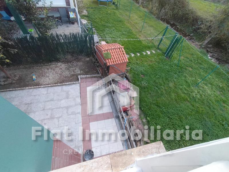 Foto c1865a99-5682-41ed-ba03-7c857b6c7cc4. Casa bifamiliare in barrio sámano 85b in Samano Castro - Urdiales