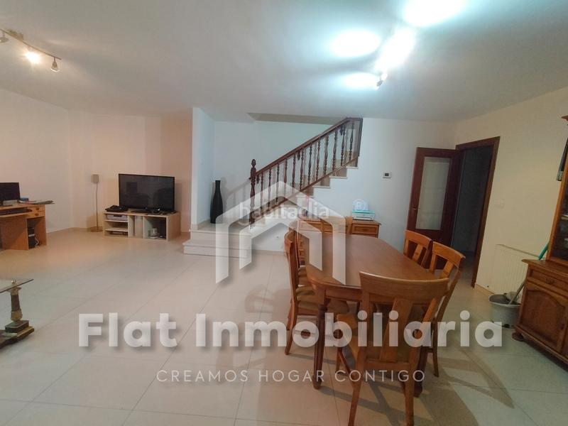 Foto 2d3b596e-d91e-4e3c-a52a-889e242672be. Maison jumelée dans barrio sámano 85b dans Samano Castro - Urdiales