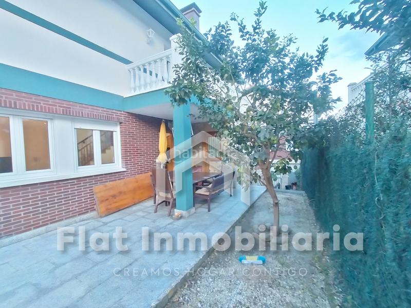 Foto 6888e2e6-a9fc-42d0-848e-ec0aecb37335. Maison jumelée dans barrio sámano 85b dans Samano Castro - Urdiales