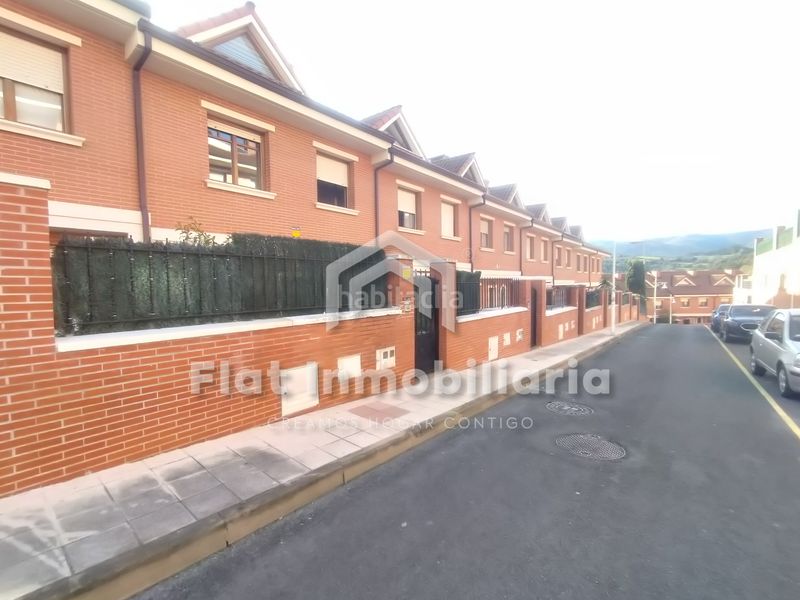 Foto 34c03b30-302d-456b-82e3-a204e3ff4ff8. Lloguer xalet a calle de montecerredo 13 a Brazomar Castro - Urdiales