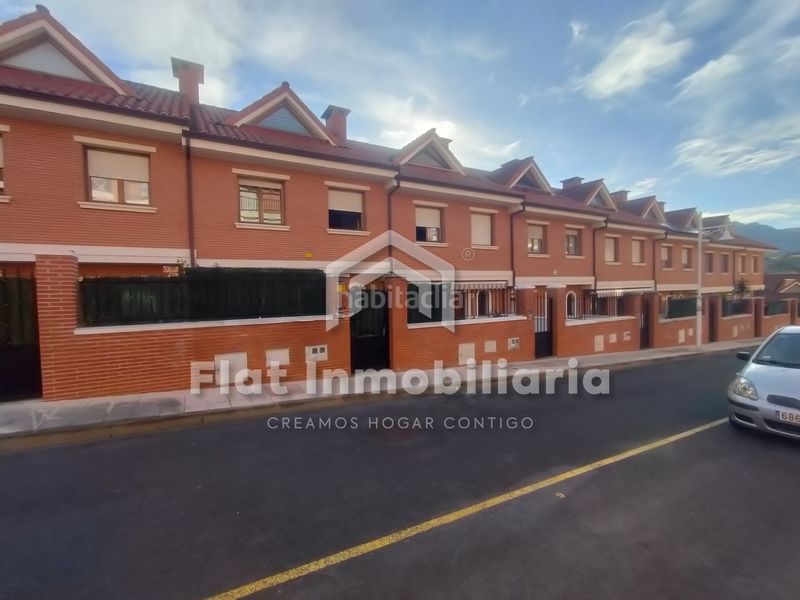 Foto 53ec5ff9-ce18-4ca8-a804-f26c279594d0. Lloguer xalet a calle de montecerredo 13 a Brazomar Castro - Urdiales