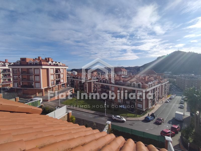 Foto 70329f8e-ff57-46fb-aa26-940415b6ebd7. Lloguer xalet a calle de montecerredo 13 a Brazomar Castro - Urdiales