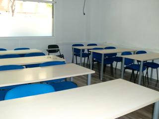 Location Local commercial à Carrer josé maría mortes lerma 22. Local comercial ideal oficinas o academia