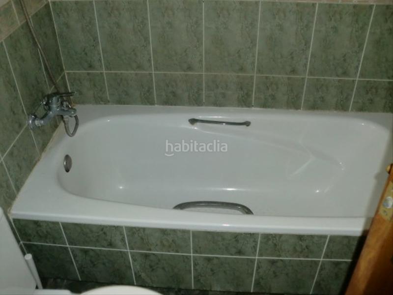 Foto 0581296d-a6f6-4c75-9b7e-12c8c77d4b8d. Pis a Camí Reial Torrent